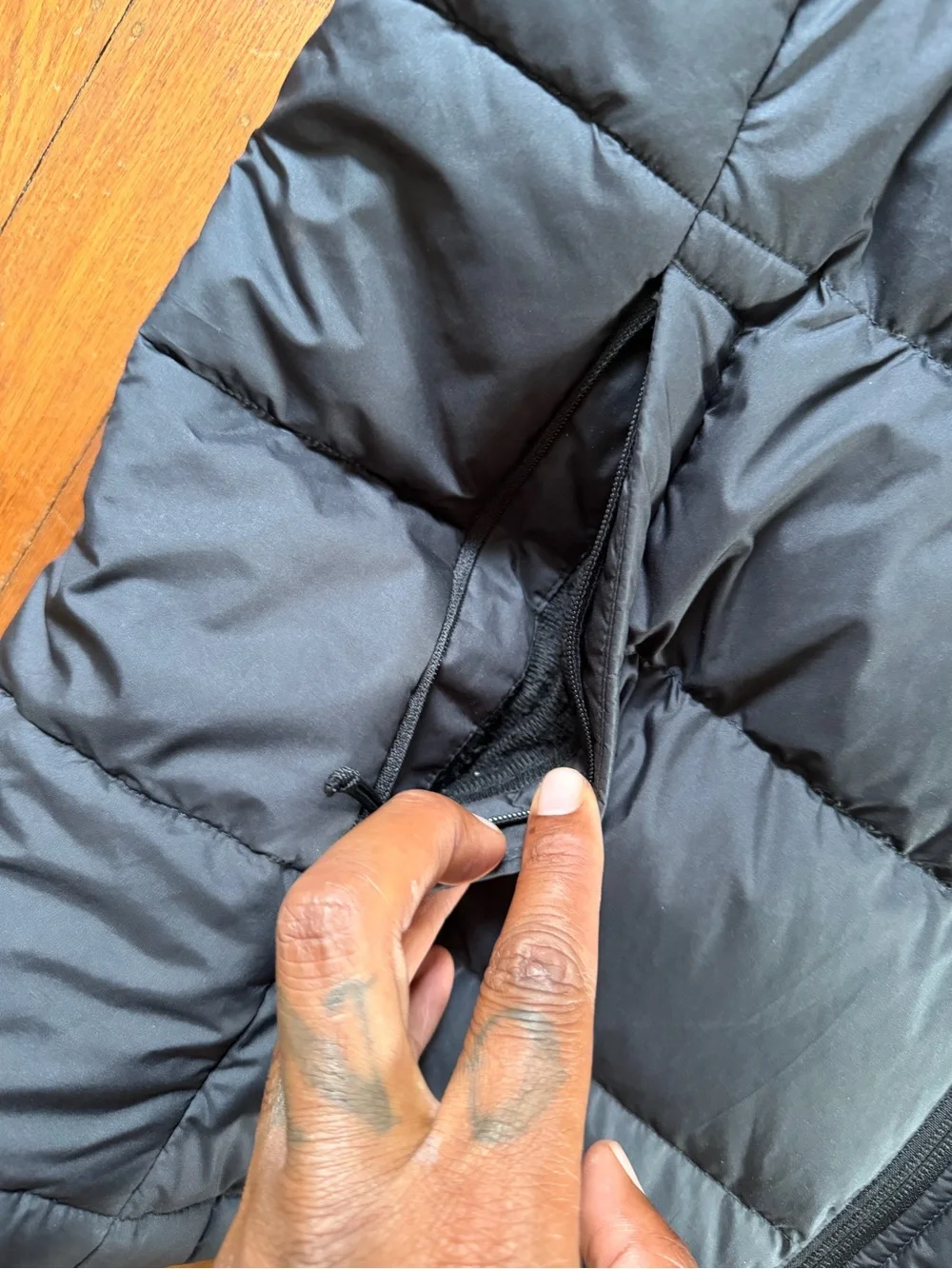 The North Face Men’s Black 550 Puffer Vest